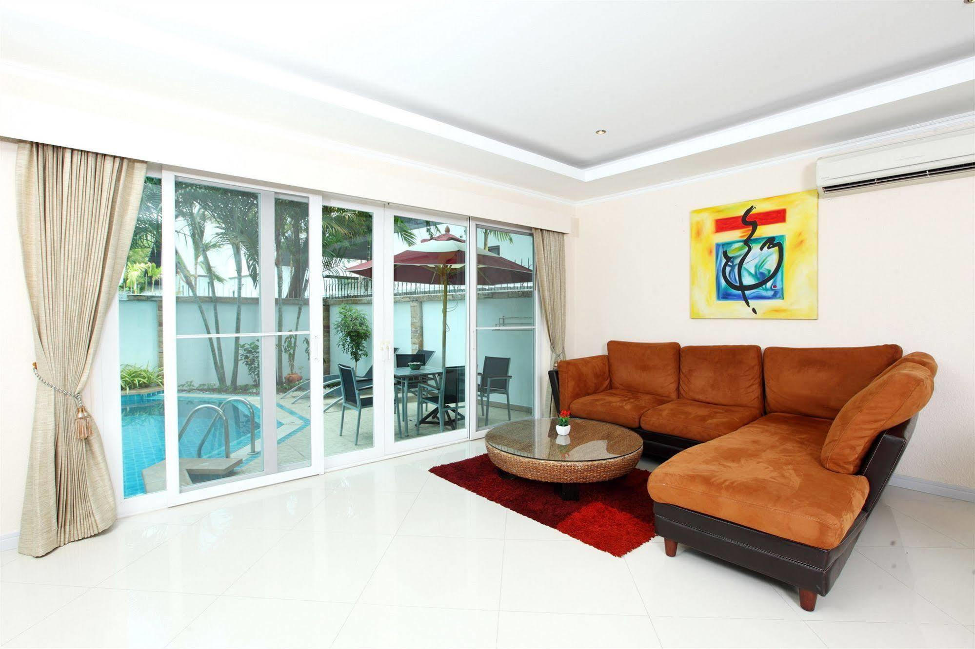 Hidden Palm Pool Villas Pattaya Exterior foto